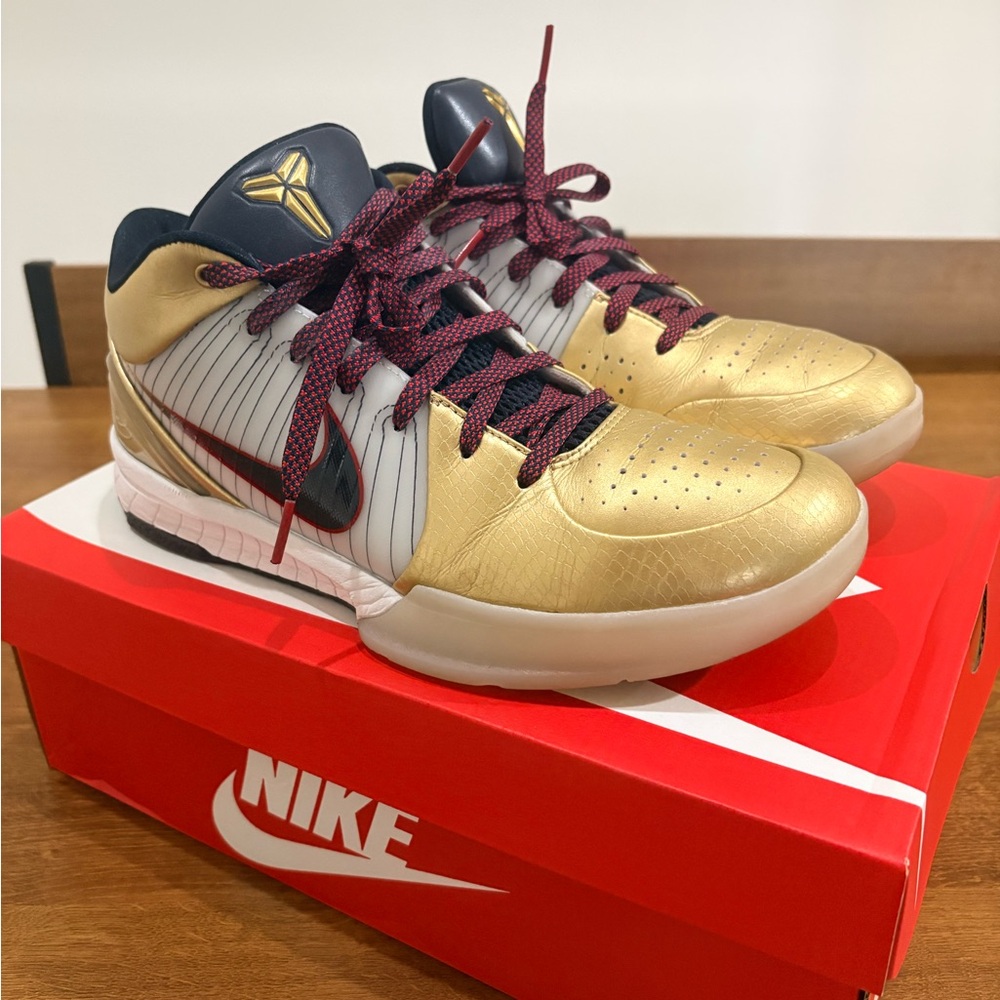 Nike Kobe 4 ProTro Gold Medal